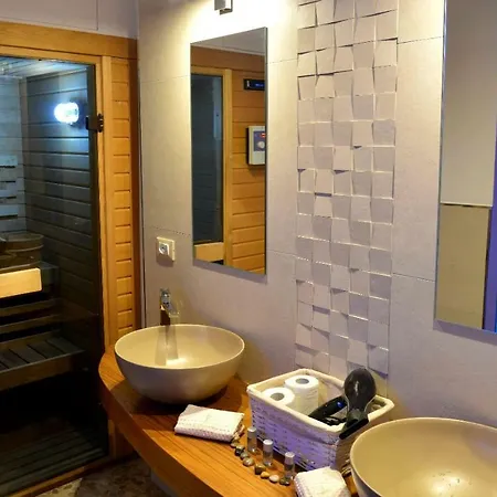 Le Del Nostromo サレルノ