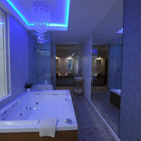 Le Del Nostromo サレルノ