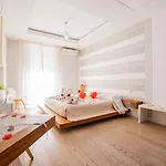 Le Del Nostromo Bed & Breakfast 3*