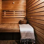 Le Del Nostromo Bed & Breakfast 3*
